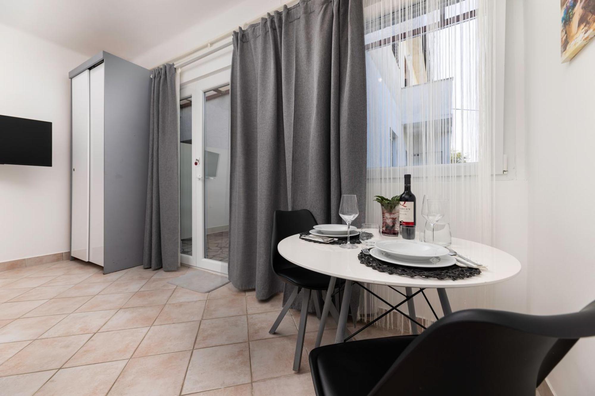 Apartments Lacrima Шіло Екстер'єр фото